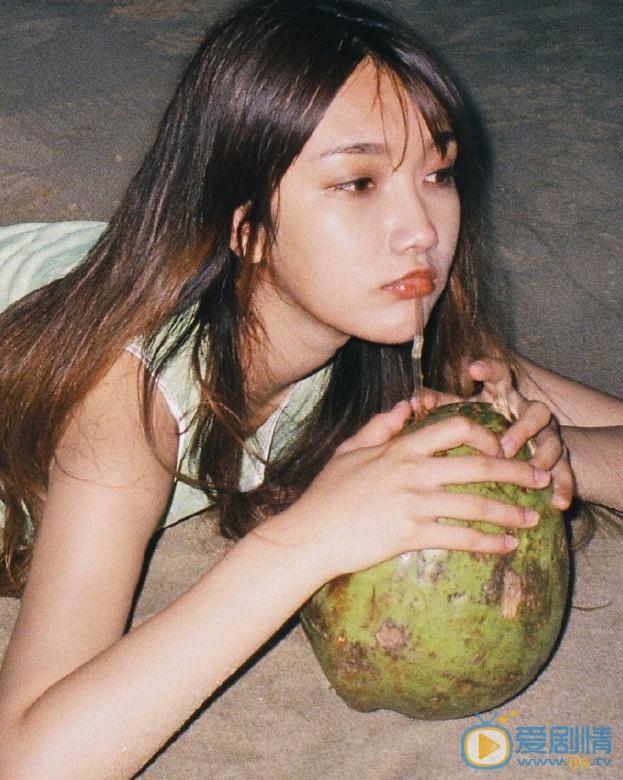宋昕冉海边写真 宋昕冉高清写真_宋昕冉高清剧照