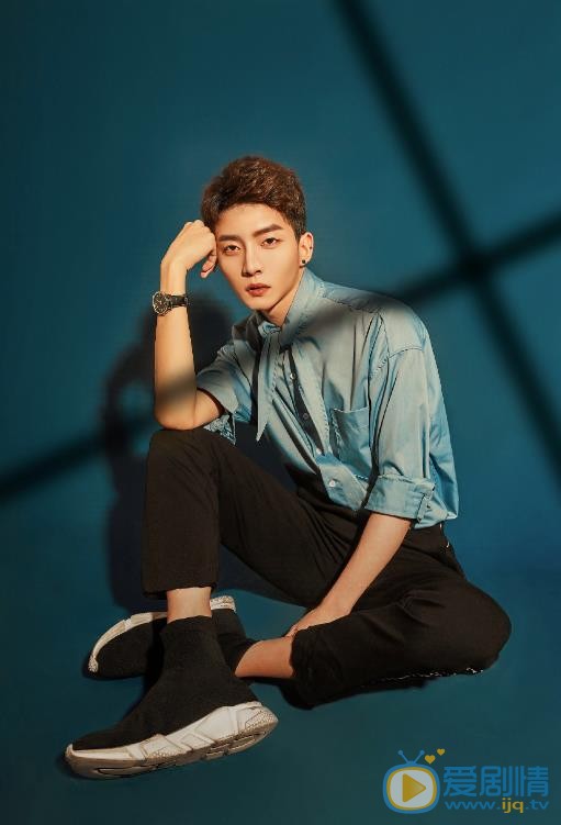 黄甫桀帅气写真 黄甫桀高清写真_黄甫桀高清剧照