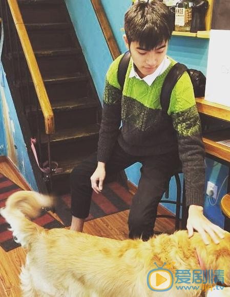 郭其城生活照 郭其城高清写真_郭其城高清剧照