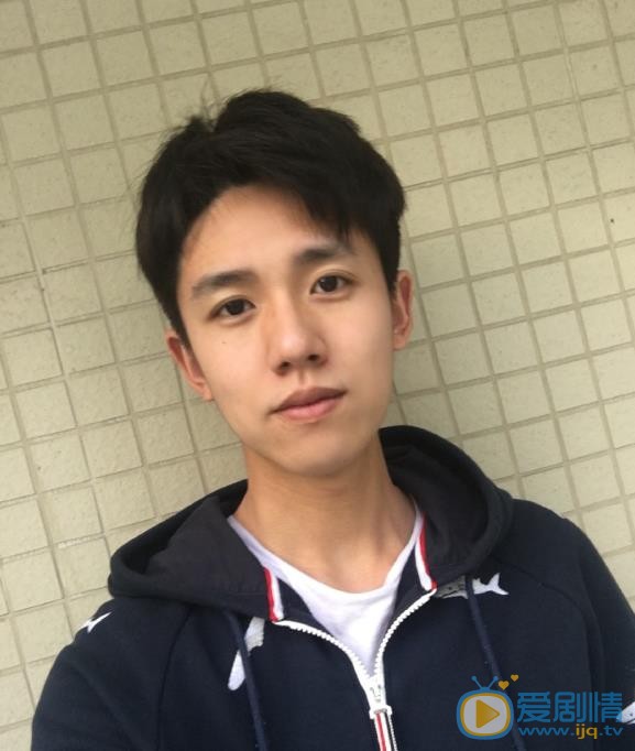 人不彪悍枉少年李渔是谁扮演的？人不彪悍枉少年李渔扮演者张耀个人资料、写真生活照