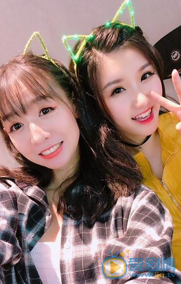 刘木子与人合照 刘木子高清写真_刘木子高清剧照