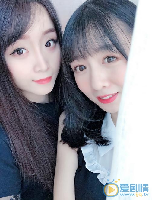 刘木子与人合照 刘木子高清写真_刘木子高清剧照