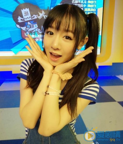 刘木子与人合照 刘木子高清写真_刘木子高清剧照