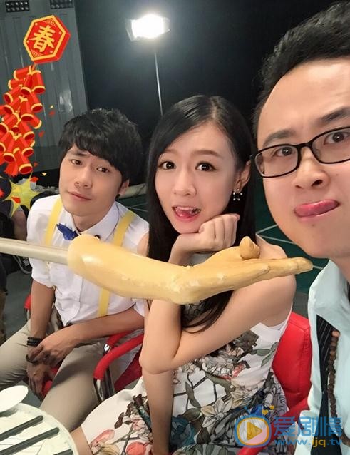 刘木子与人合照 刘木子高清写真_刘木子高清剧照