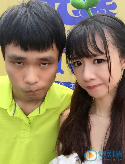 刘木子与人合照 刘木子高清写真_刘木子高清剧照