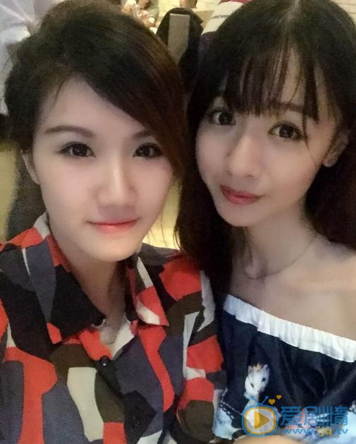 刘木子与人合照 刘木子高清写真_刘木子高清剧照