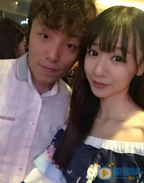 刘木子与人合照 刘木子高清写真_刘木子高清剧照