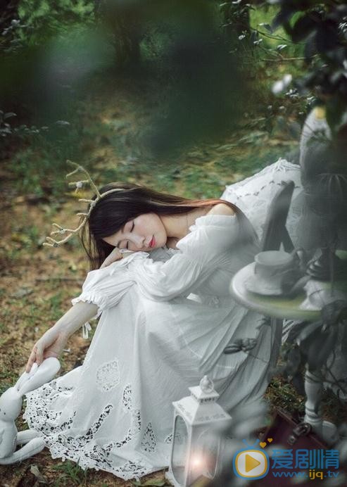 刘木子森林写真 刘木子高清写真_刘木子高清剧照