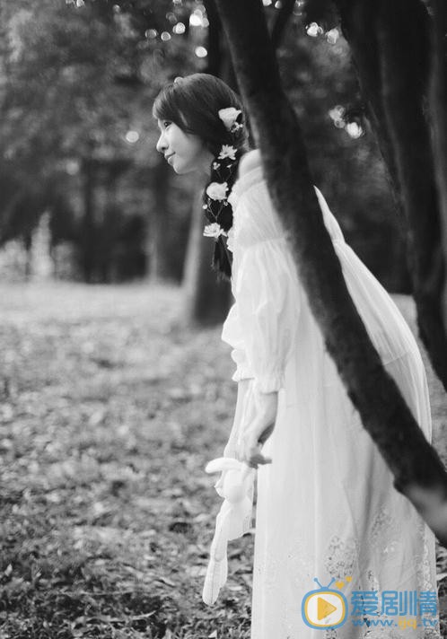 刘木子森林写真 刘木子高清写真_刘木子高清剧照