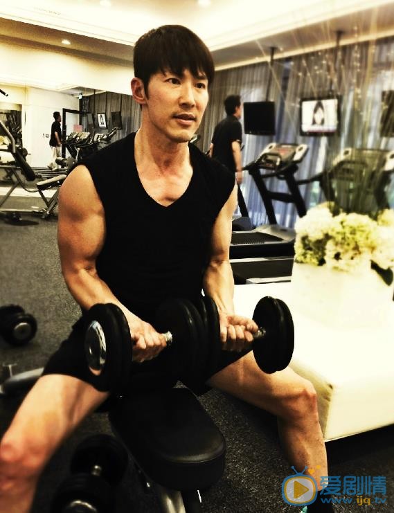 黄少祺健身照 黄少祺高清写真_黄少祺高清剧照