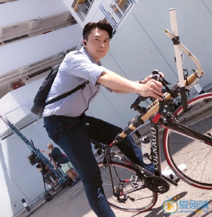 王浩信生活写真 王浩信高清写真_王浩信高清剧照