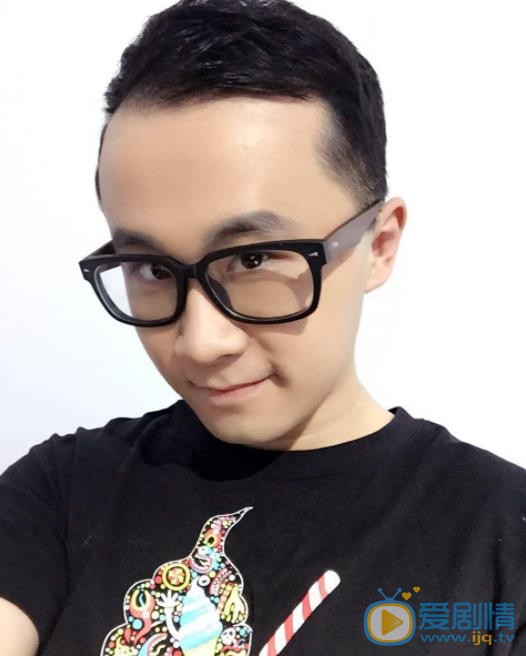 鞭鞭于白水自拍照