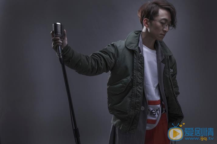 贾盛强帅气写真 贾盛强高清写真_贾盛强高清剧照