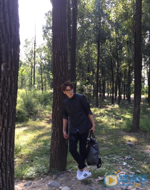 居来提前卫写真 居来提高清写真_居来提高清剧照