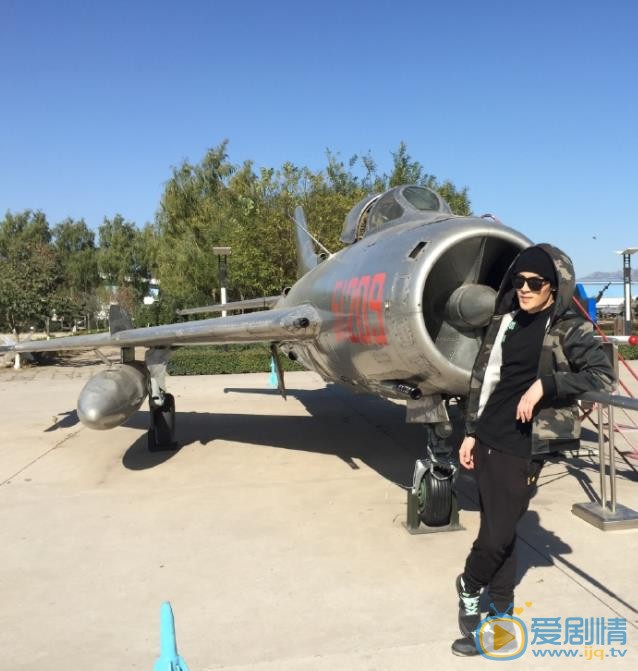 居来提前卫写真 居来提高清写真_居来提高清剧照