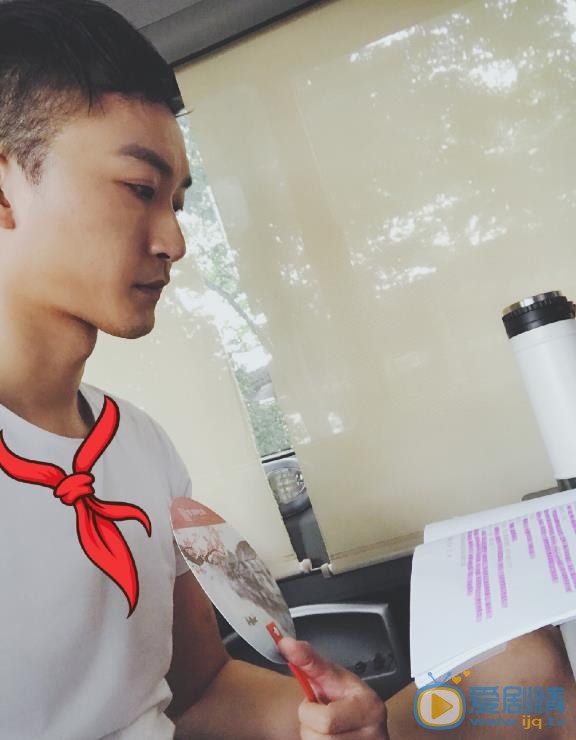何若鹤生活照 何若鹤高清写真_何若鹤高清剧照