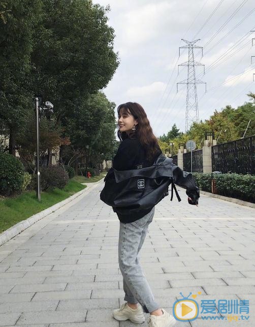 洪潇生活照 洪潇高清写真_洪潇高清剧照