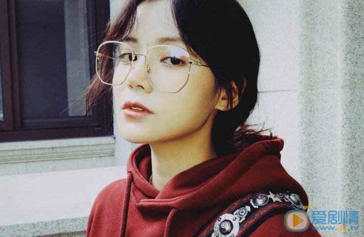 洪潇街拍写真 洪潇高清写真_洪潇高清剧照