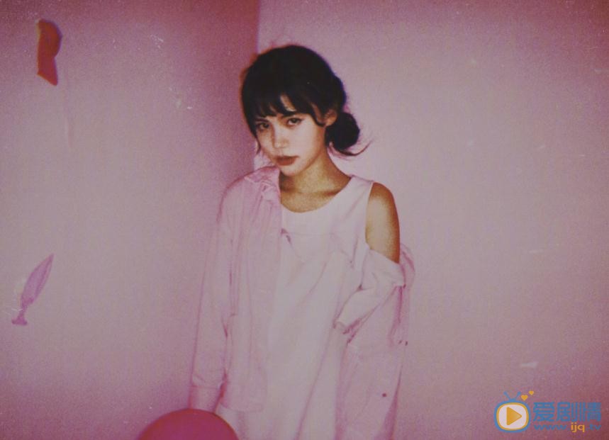 洪潇粉色写真 洪潇高清写真_洪潇高清剧照