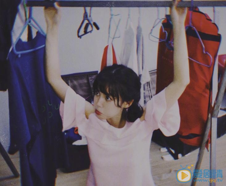 洪潇粉色写真 洪潇高清写真_洪潇高清剧照