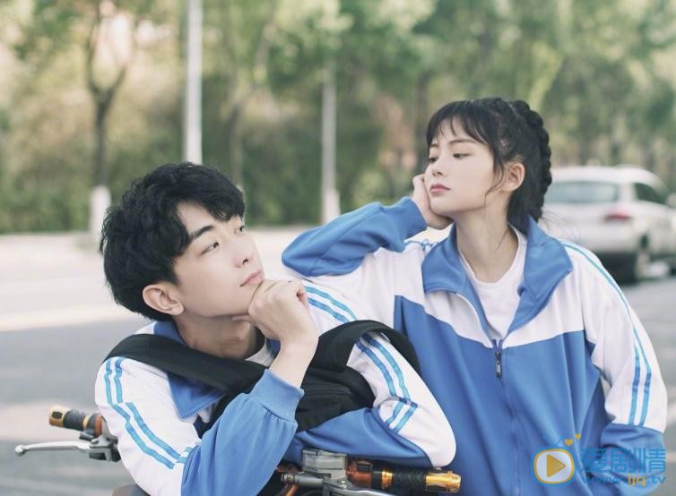 洪潇情侣写真 洪潇高清写真_洪潇高清剧照