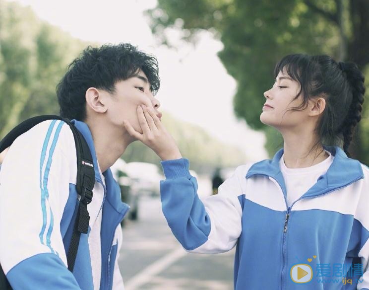 洪潇情侣写真 洪潇高清写真_洪潇高清剧照