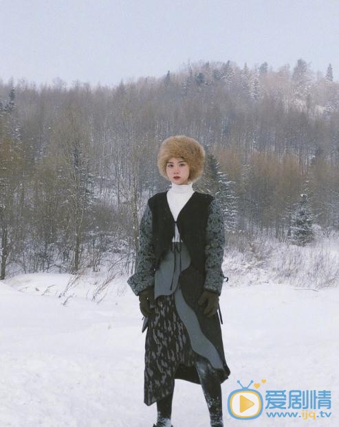 洪潇雪地写真 洪潇高清写真_洪潇高清剧照
