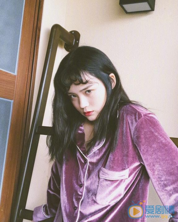 洪潇家居写真 洪潇高清写真_洪潇高清剧照