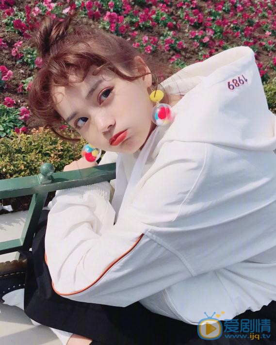 洪潇生活照 洪潇高清写真_洪潇高清剧照