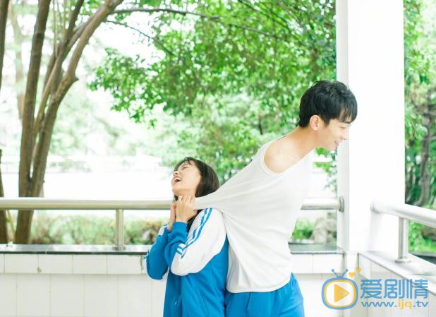 洪潇情侣写真 洪潇高清写真_洪潇高清剧照