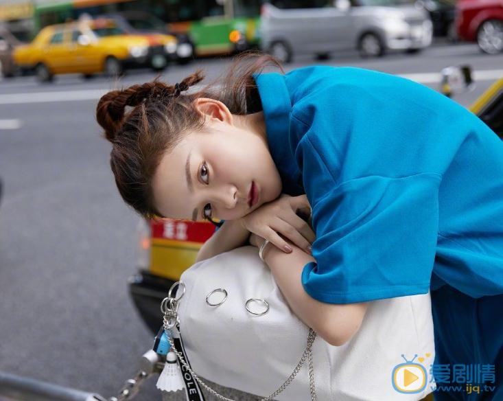 洪潇街拍写真 洪潇高清写真_洪潇高清剧照