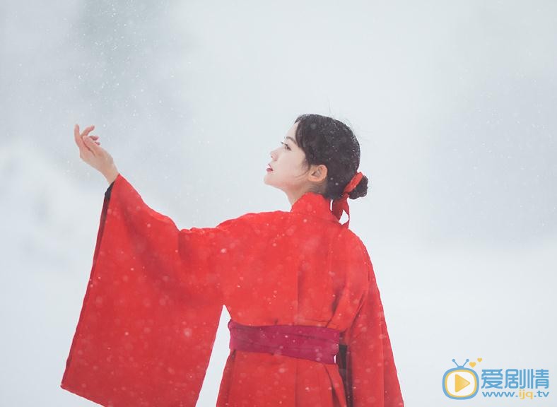 洪潇雪地写真 洪潇高清写真_洪潇高清剧照