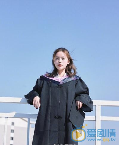 洪潇毕业照 洪潇高清写真_洪潇高清剧照