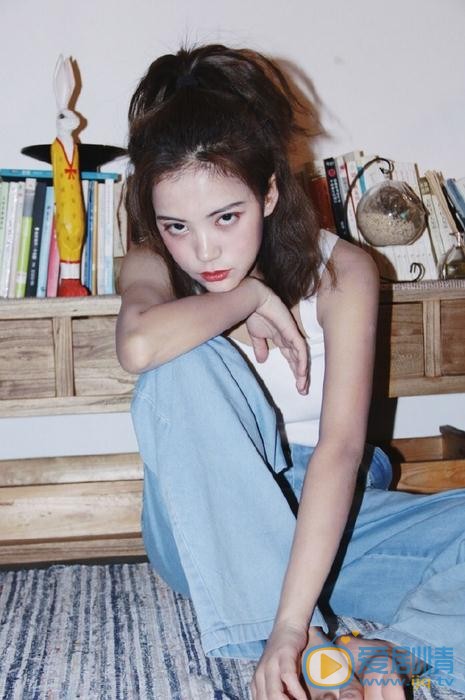 洪潇气质写真 洪潇高清写真_洪潇高清剧照