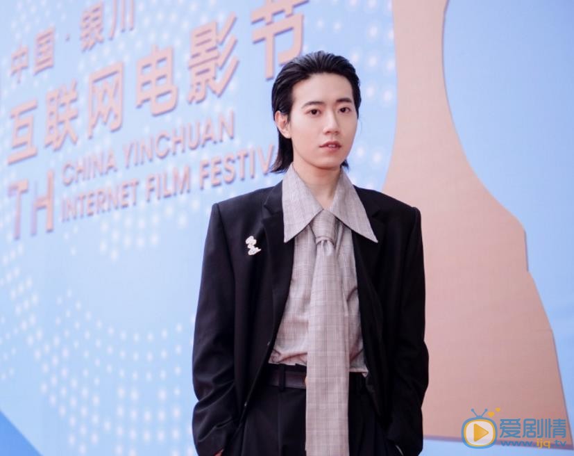 张任杰活动照 张任杰高清写真_张任杰高清剧照