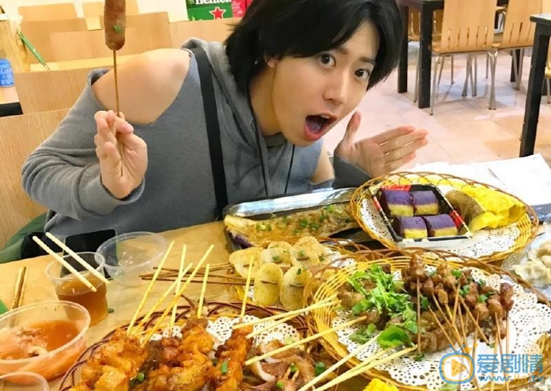 张任杰卖萌照 张任杰高清写真_张任杰高清剧照