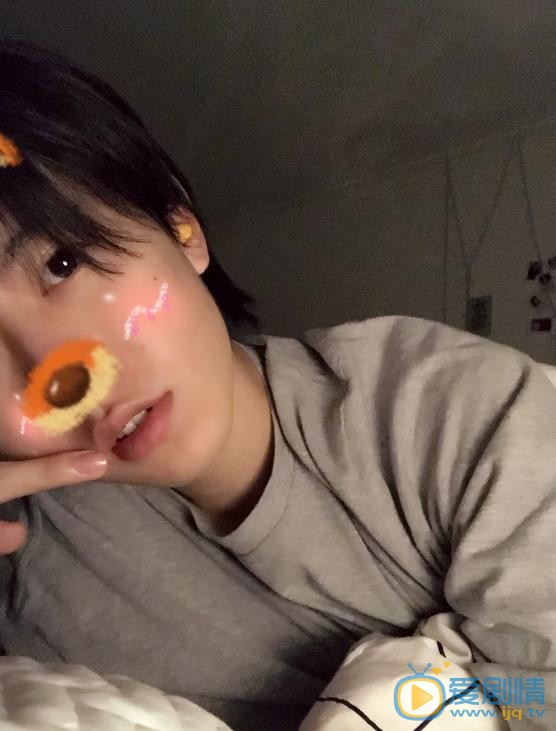 张任杰卖萌照 张任杰高清写真_张任杰高清剧照