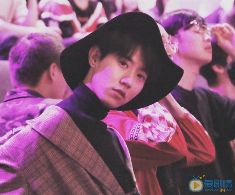 张任杰活动照 张任杰高清写真_张任杰高清剧照