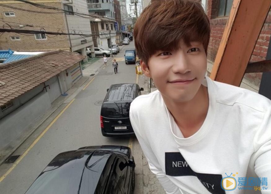 宋再临自拍照 宋再临高清写真_宋再临高清剧照