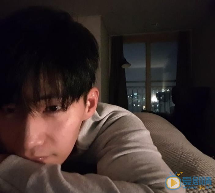 宋再临自拍照 宋再临高清写真_宋再临高清剧照