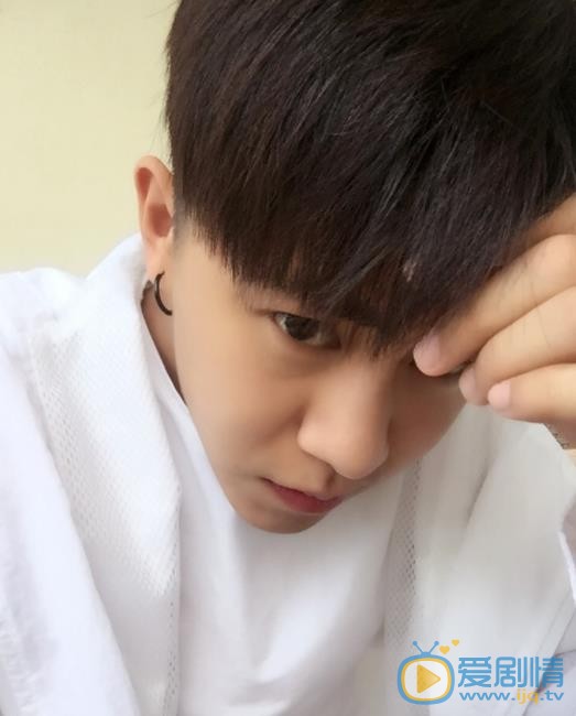 魏一宁自拍照 魏一宁高清写真_魏一宁高清剧照