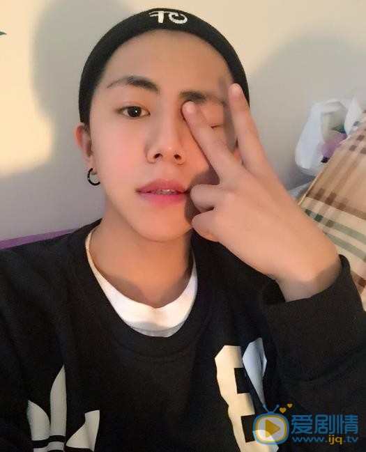 魏一宁自拍照 魏一宁高清写真_魏一宁高清剧照