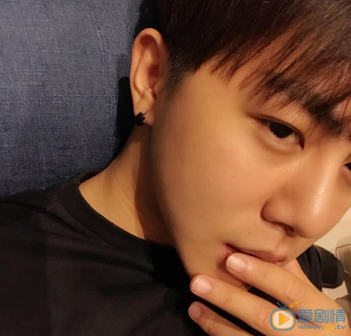 魏一宁自拍照 魏一宁高清写真_魏一宁高清剧照