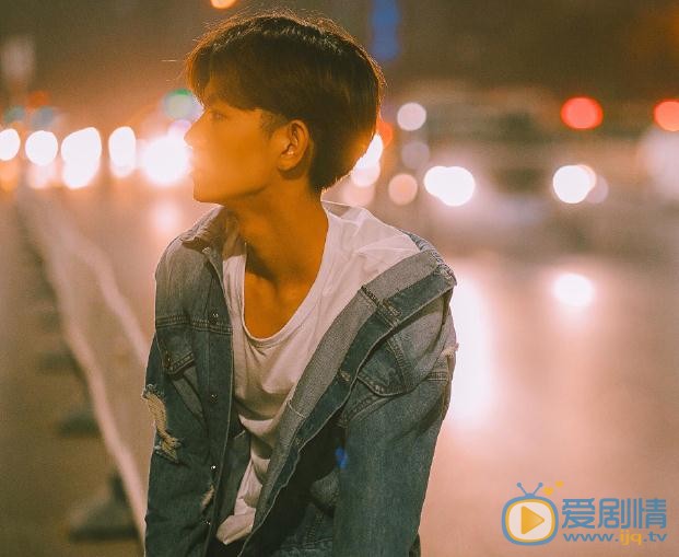 何善凯生活照 何善凯高清写真_何善凯高清剧照