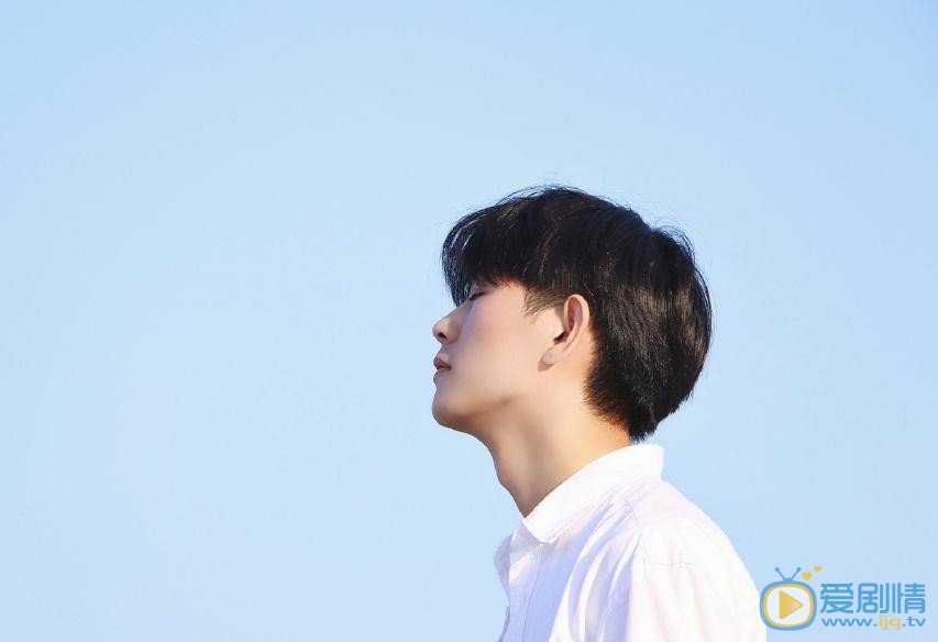 何善凯气质写真 何善凯高清写真_何善凯高清剧照