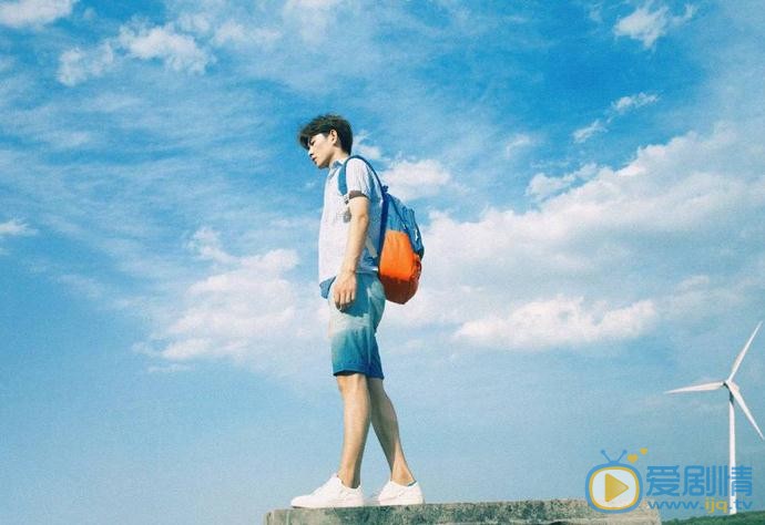 何善凯绿色写真 何善凯高清写真_何善凯高清剧照