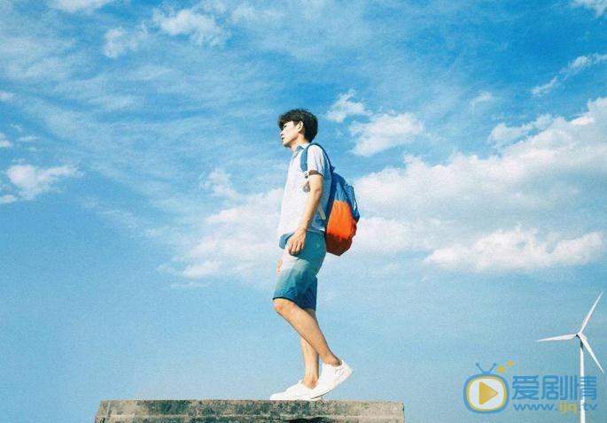 何善凯绿色写真 何善凯高清写真_何善凯高清剧照