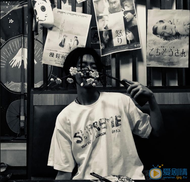 孟子坤生活照 孟子坤高清写真_孟子坤高清剧照