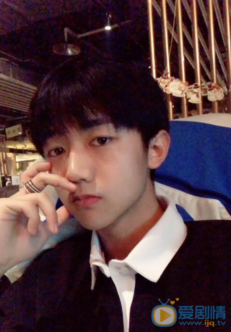 孟子坤生活照 孟子坤高清写真_孟子坤高清剧照
