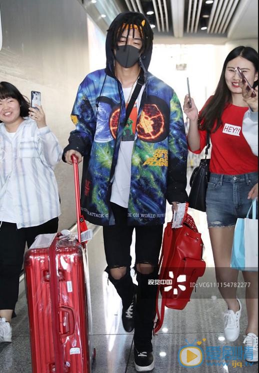 孟子坤路透街拍 孟子坤高清写真_孟子坤高清剧照